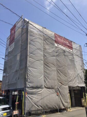 福岡市西区N様邸ダークブルー・ブラウン・オフホワイトの3色を使って外壁を塗り替えました|外壁塗装・屋根塗装のことなら福岡市・糸島市のエコテックス