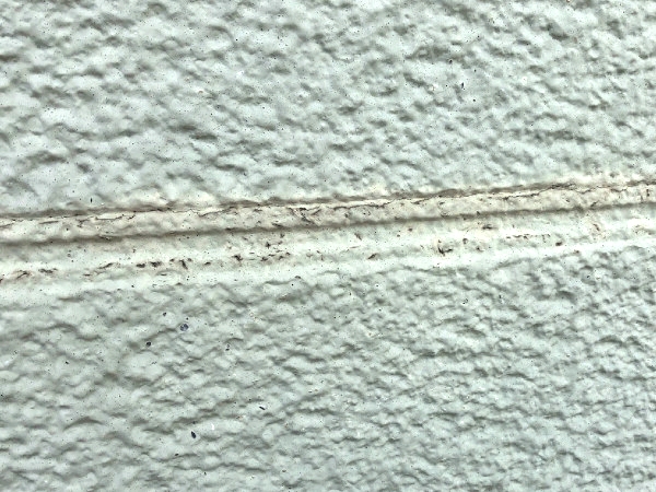 シーリング材の交換・メンテナンス時期の表面剥離|外壁塗装・屋根塗装のことなら福岡市・糸島市のエコテックス