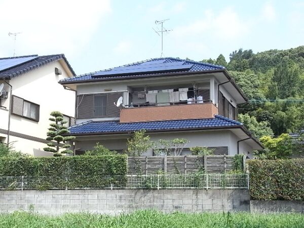 福岡市西区横浜N様邸太陽光発電と一緒に屋根と外壁も塗り替えました